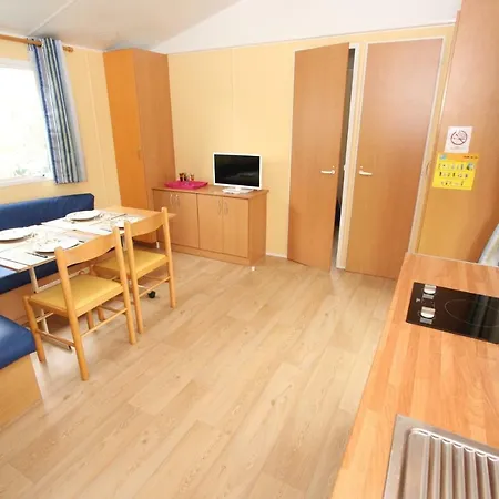Bungalow Vacances - Riviera Vacances Campingplatz