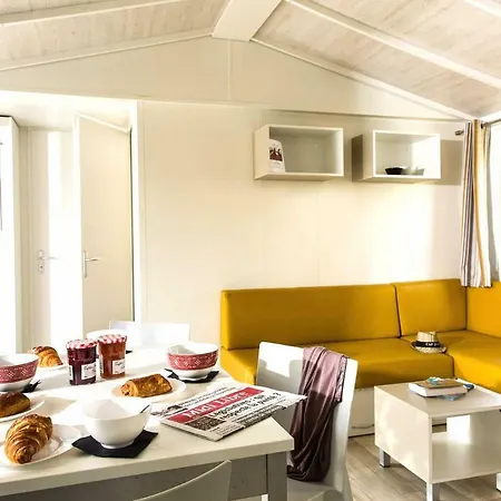 Bungalow Vacances - Riviera Vacances 4*